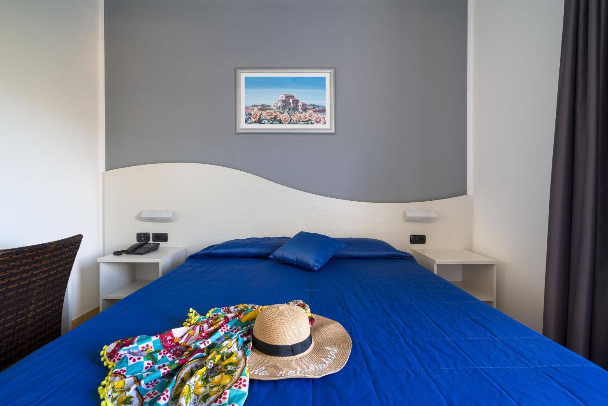 Carlton Hotel Riviera Cefalu Room photo