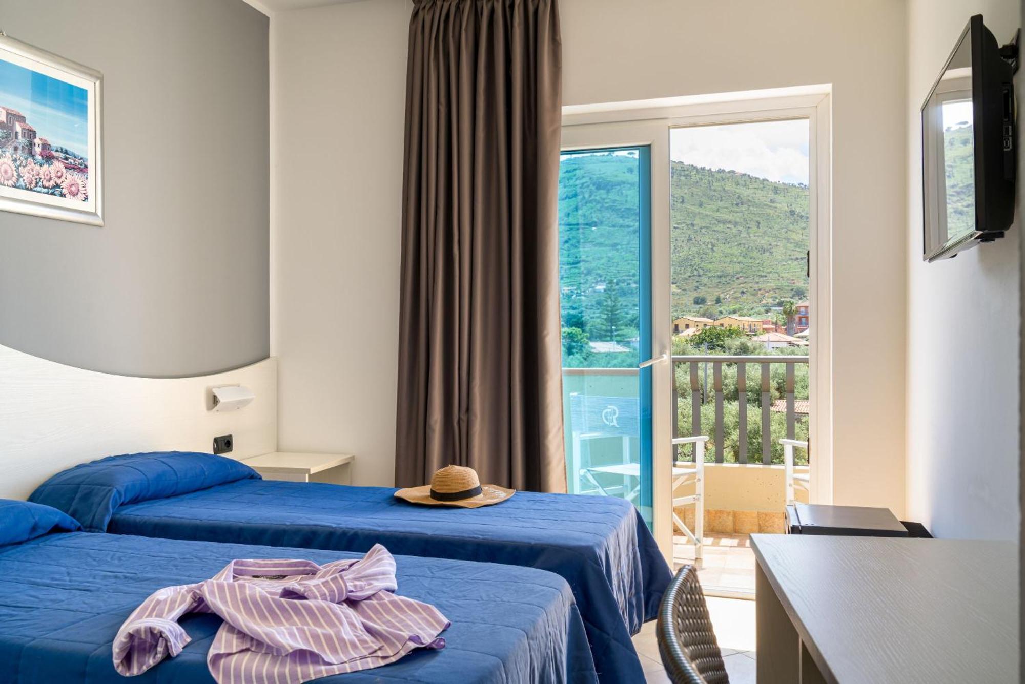 Carlton Hotel Riviera Cefalu Room photo